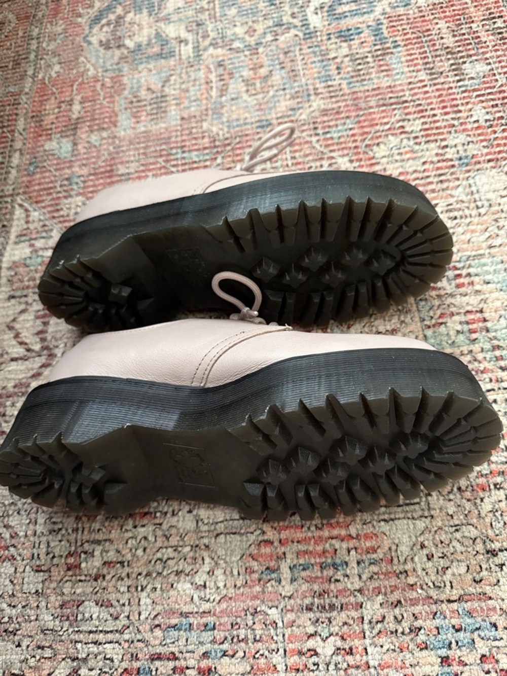 Lace-Up Women’s Shoes in Light Taupe - Picture 4 of 4
